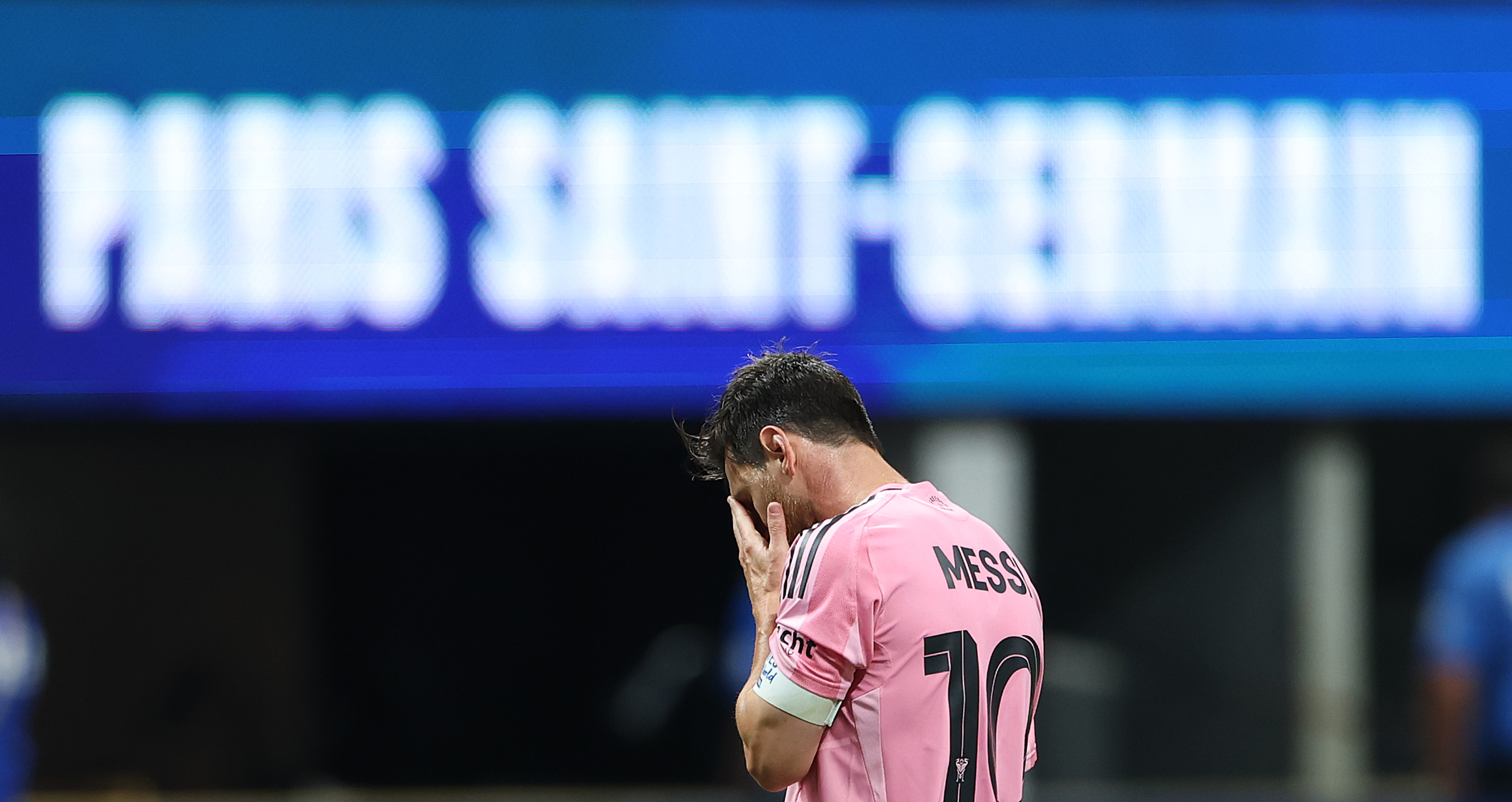 华体会-包含巴萨战平巴黎圣日耳曼，卡瓦尼扑点救主亚洲杯的词条