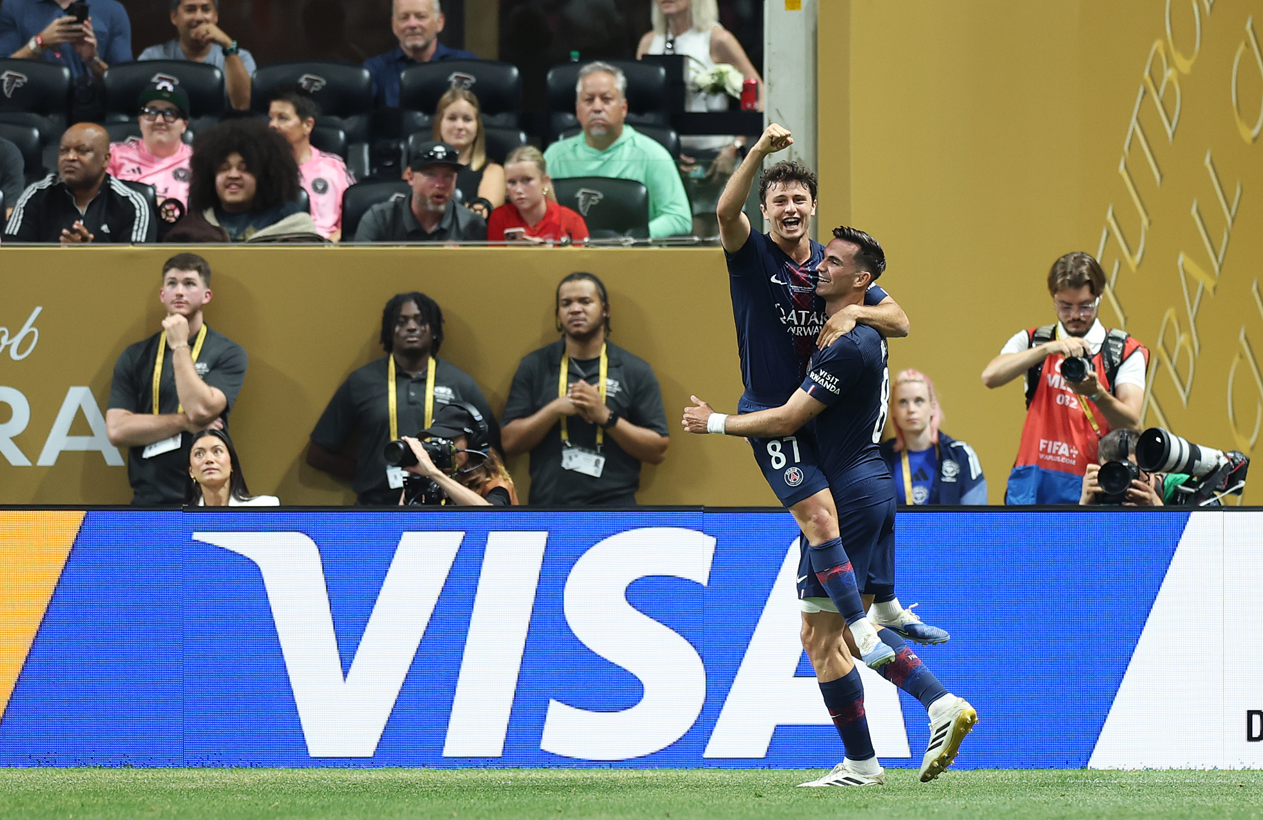 包含巴萨战平巴黎圣日耳曼,卡瓦尼扑点救主亚洲杯的词条 包含巴萨战平巴黎圣日耳曼,卡瓦尼扑点救主亚洲杯的词条