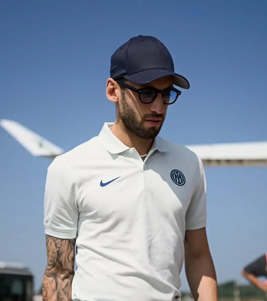 包含国际米兰队长因受伤暂时休战,球队整体实力受影响的词条 包含国际米兰队长因受伤暂时休战,球队整体实力受影响的词条